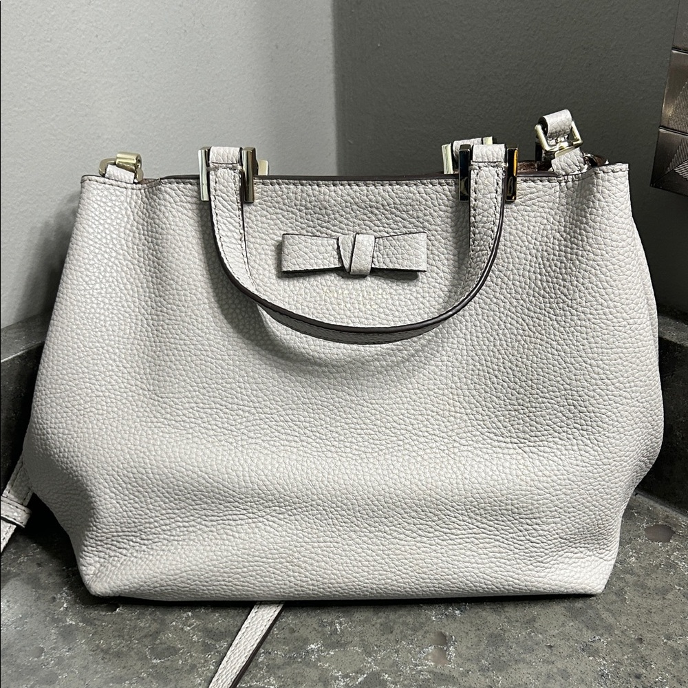 kate spade White Pebbled Leather Shoulder Bag with Bow Detail